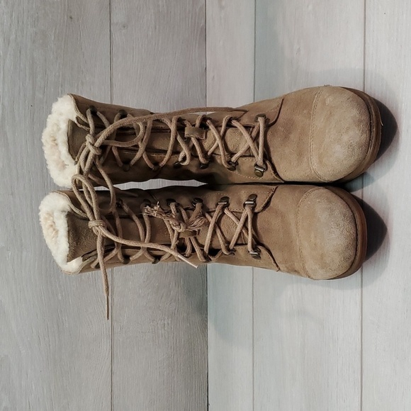 Ugg Australia Women Gradin  Ankle Suede Lace-up Sheepskin Boots shoes sz 6 - Picture 3 of 15